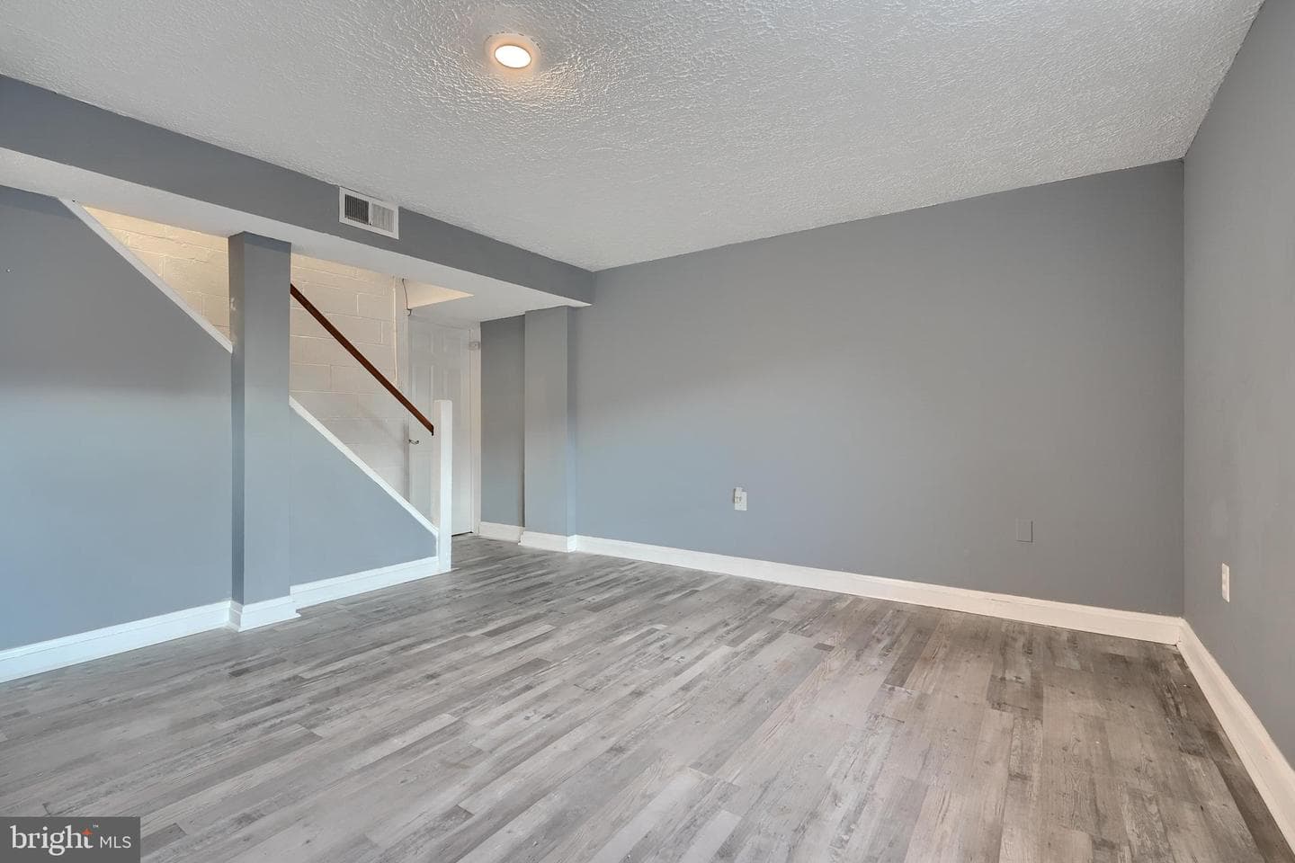1259 Haverhill Road photo 29