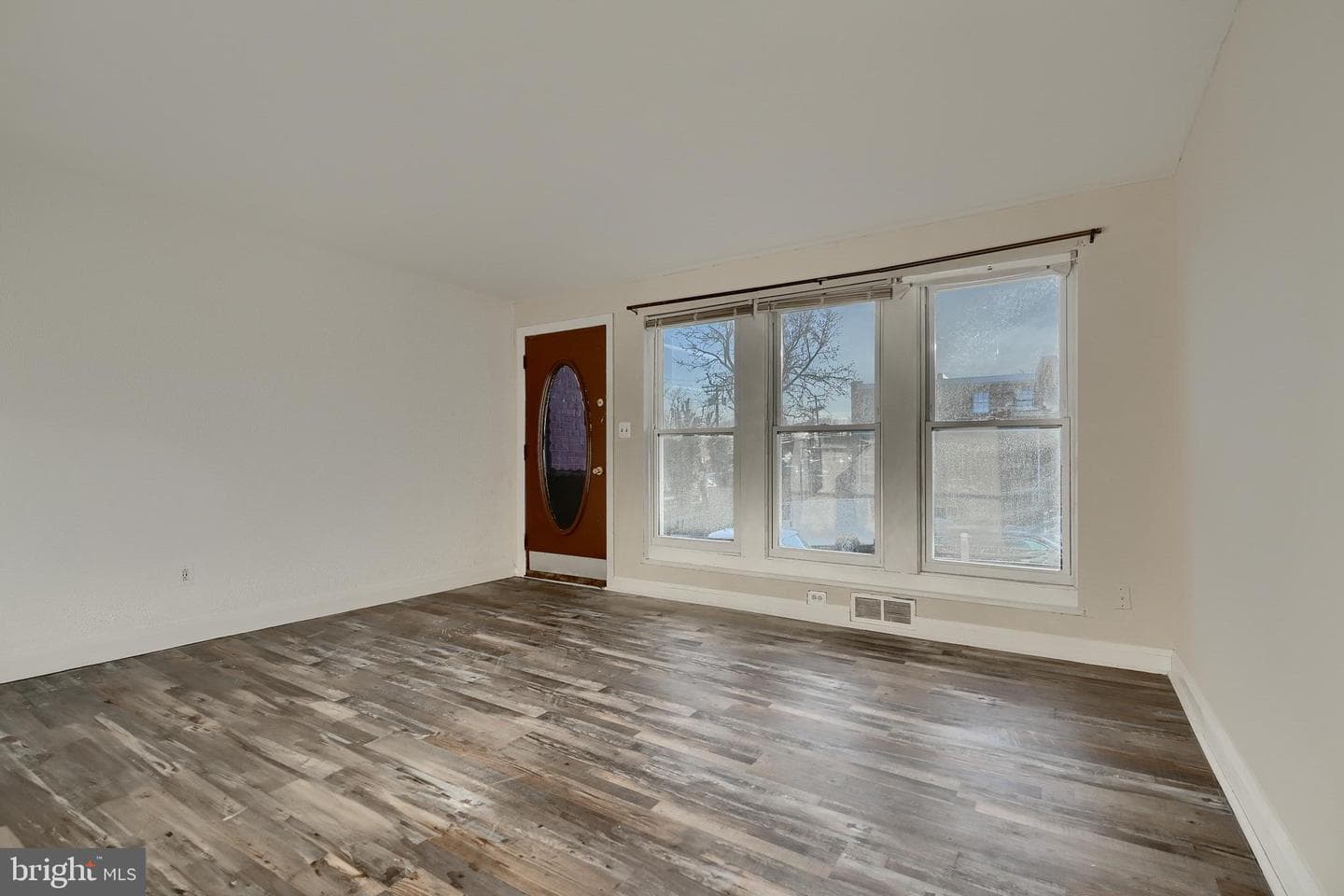 1259 Haverhill Road photo 7