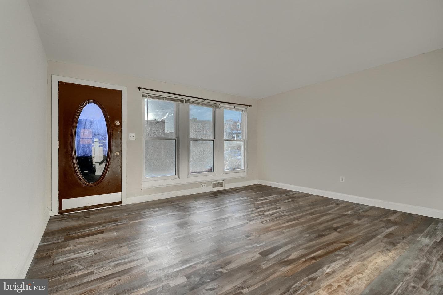1259 Haverhill Road photo 8