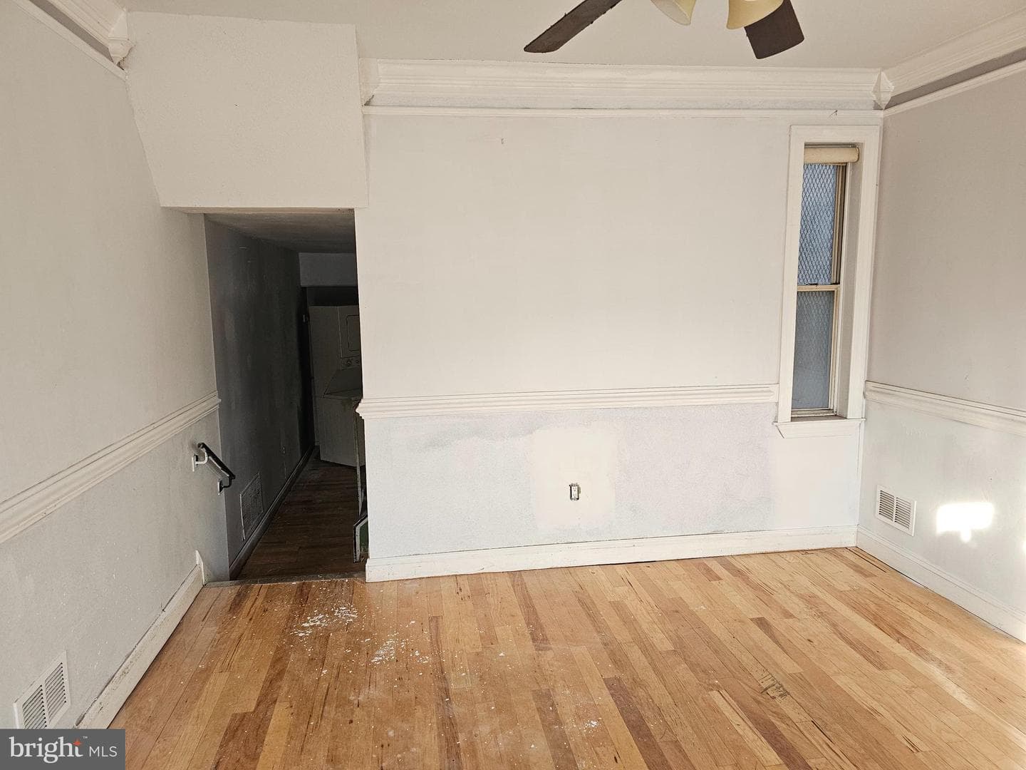 1514 E Madison Street E photo 4