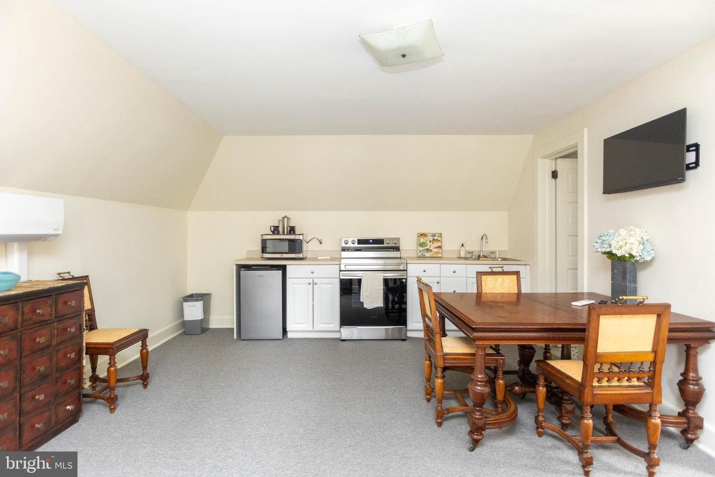 3703 N Charles Street photo 73
