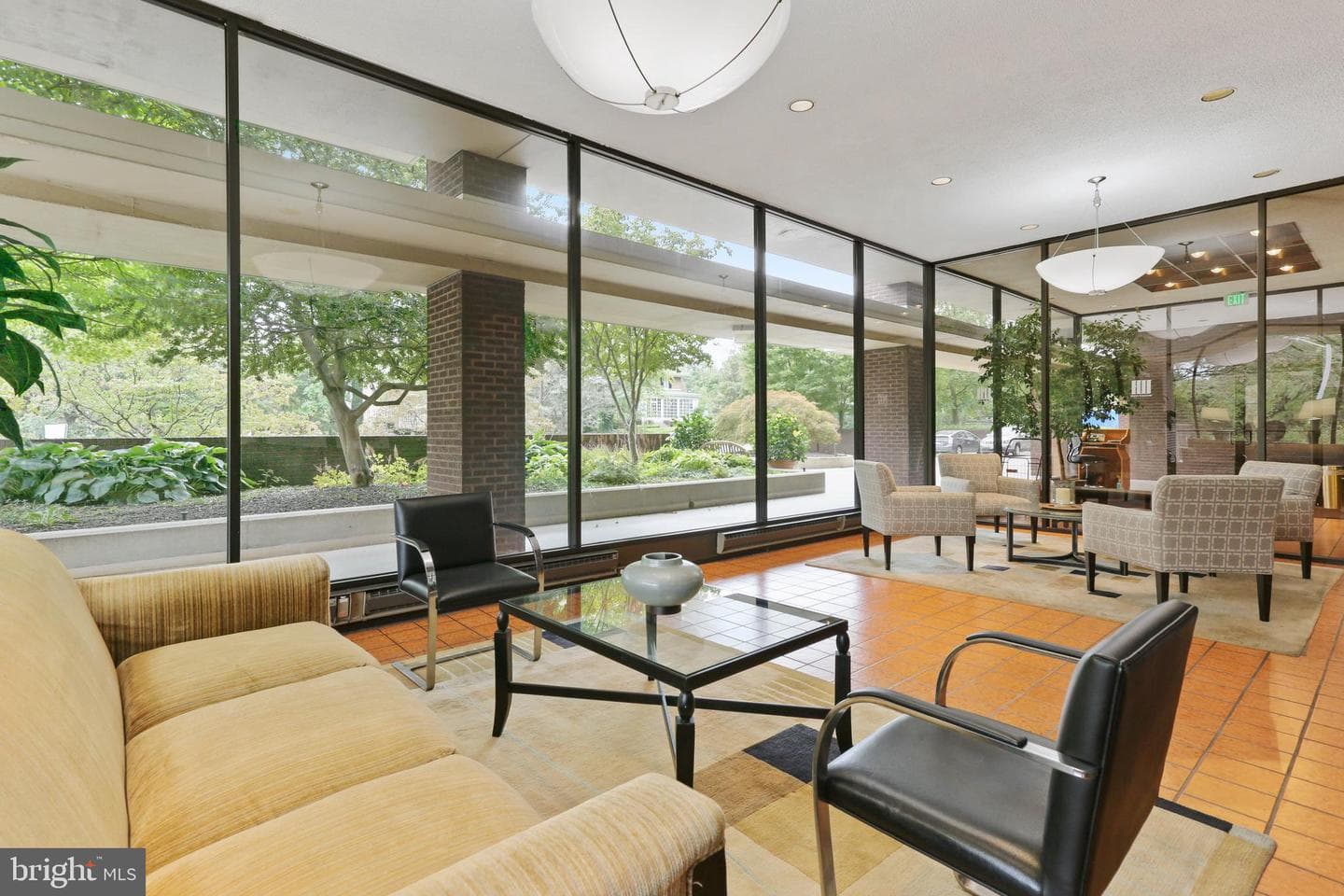 4100 N Charles Street #212 photo 35