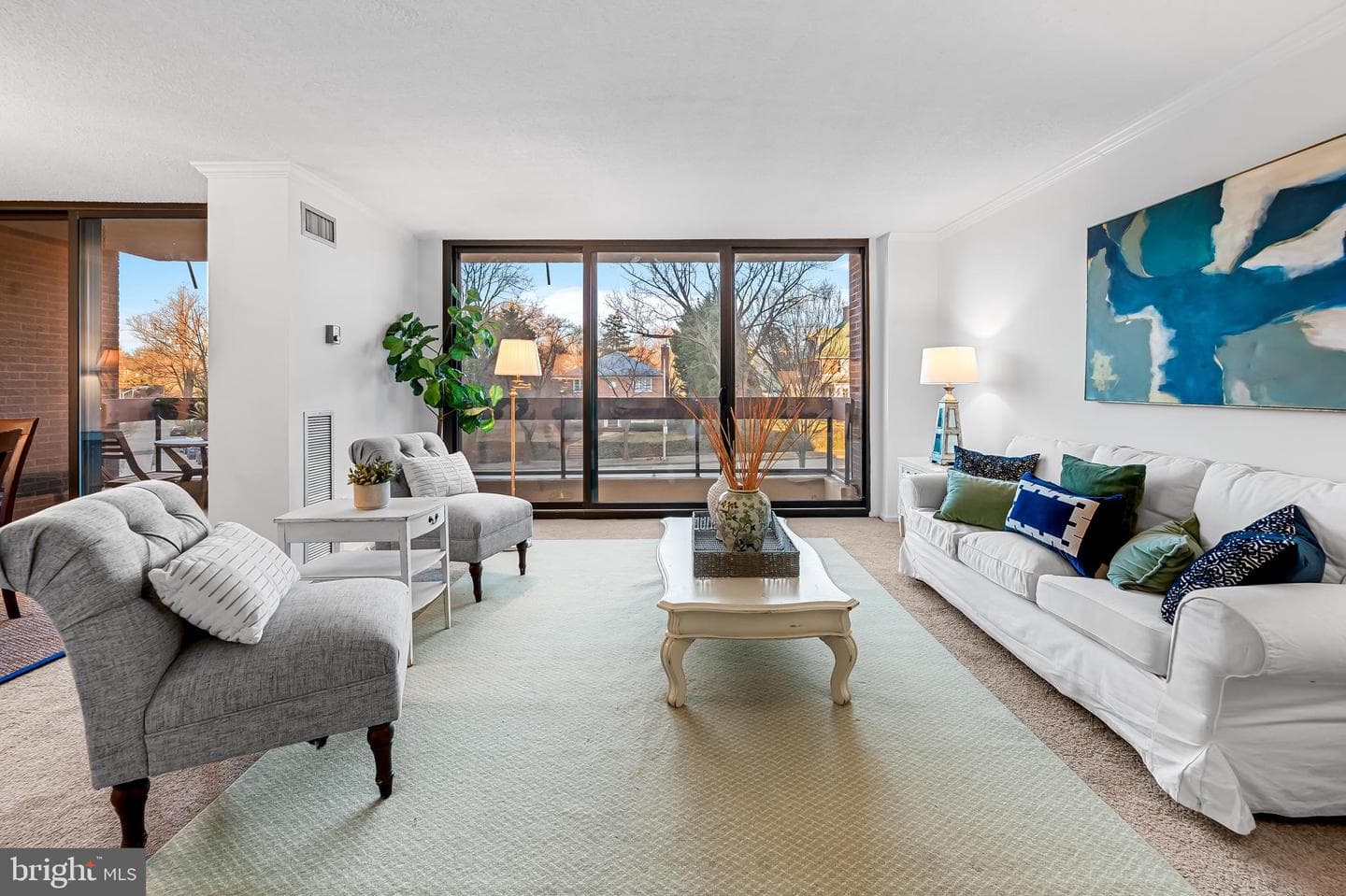 4100 N Charles Street #212 photo 7