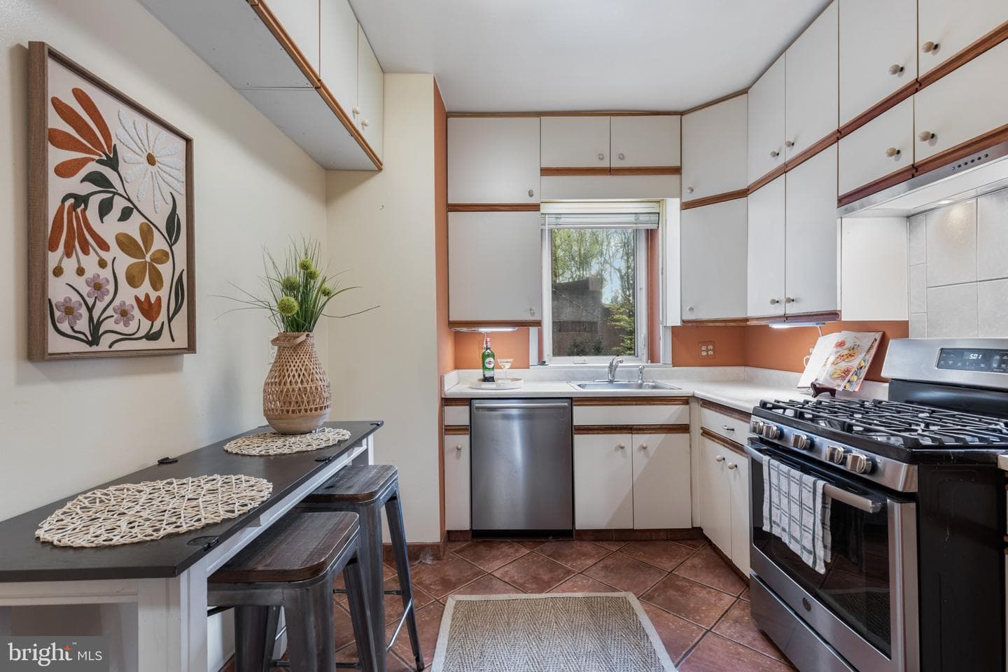 4208 N Charles Street #2 photo 18