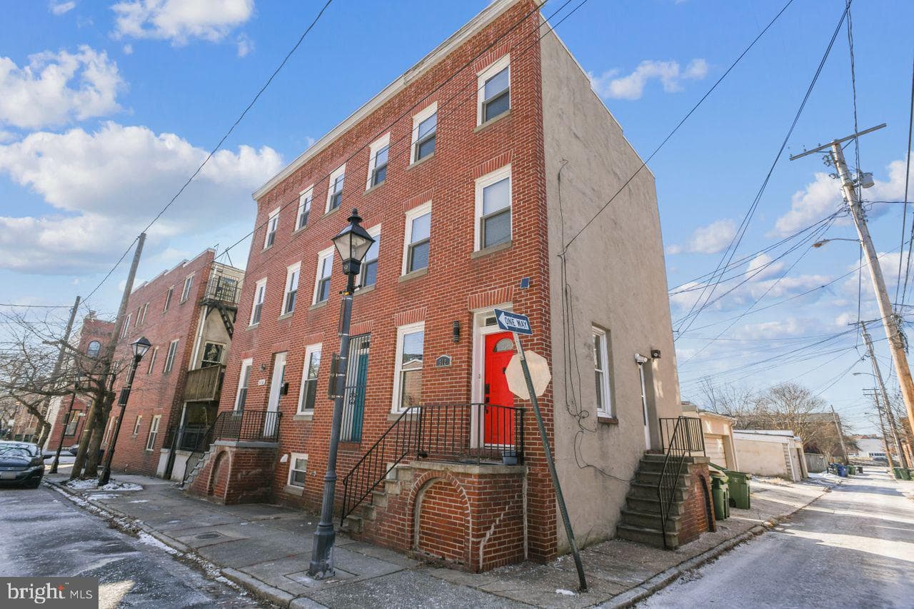 512 Warner Street photo 3