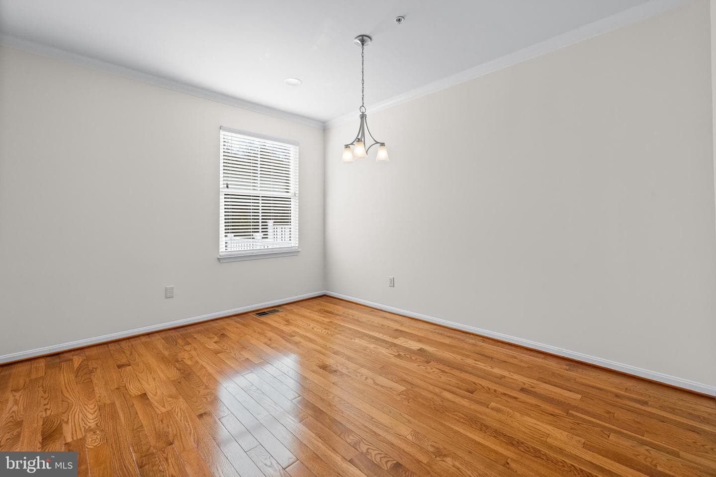 2089 Clipper Park Road photo 16