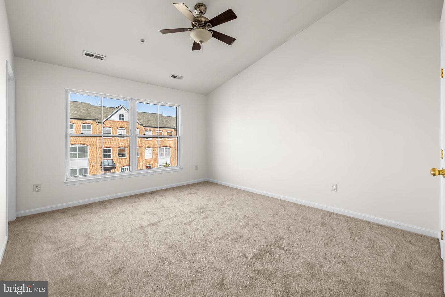 2089 Clipper Park Road photo 21