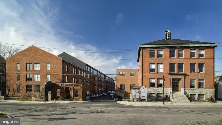 2089 Clipper Park Road photo 42