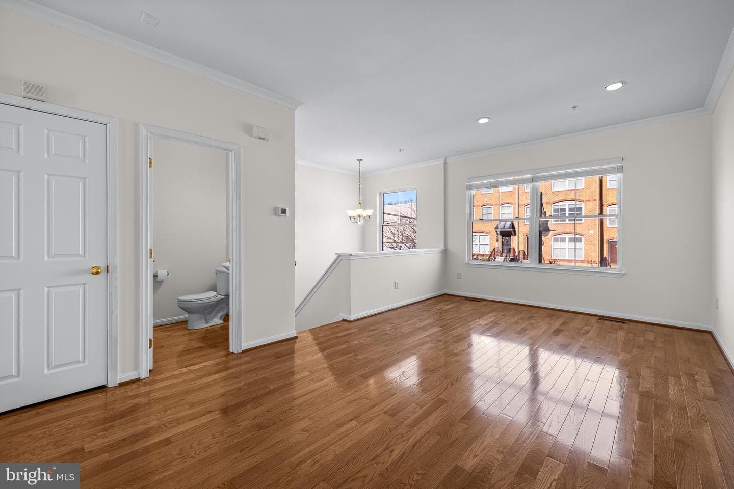 2089 Clipper Park Road photo 6