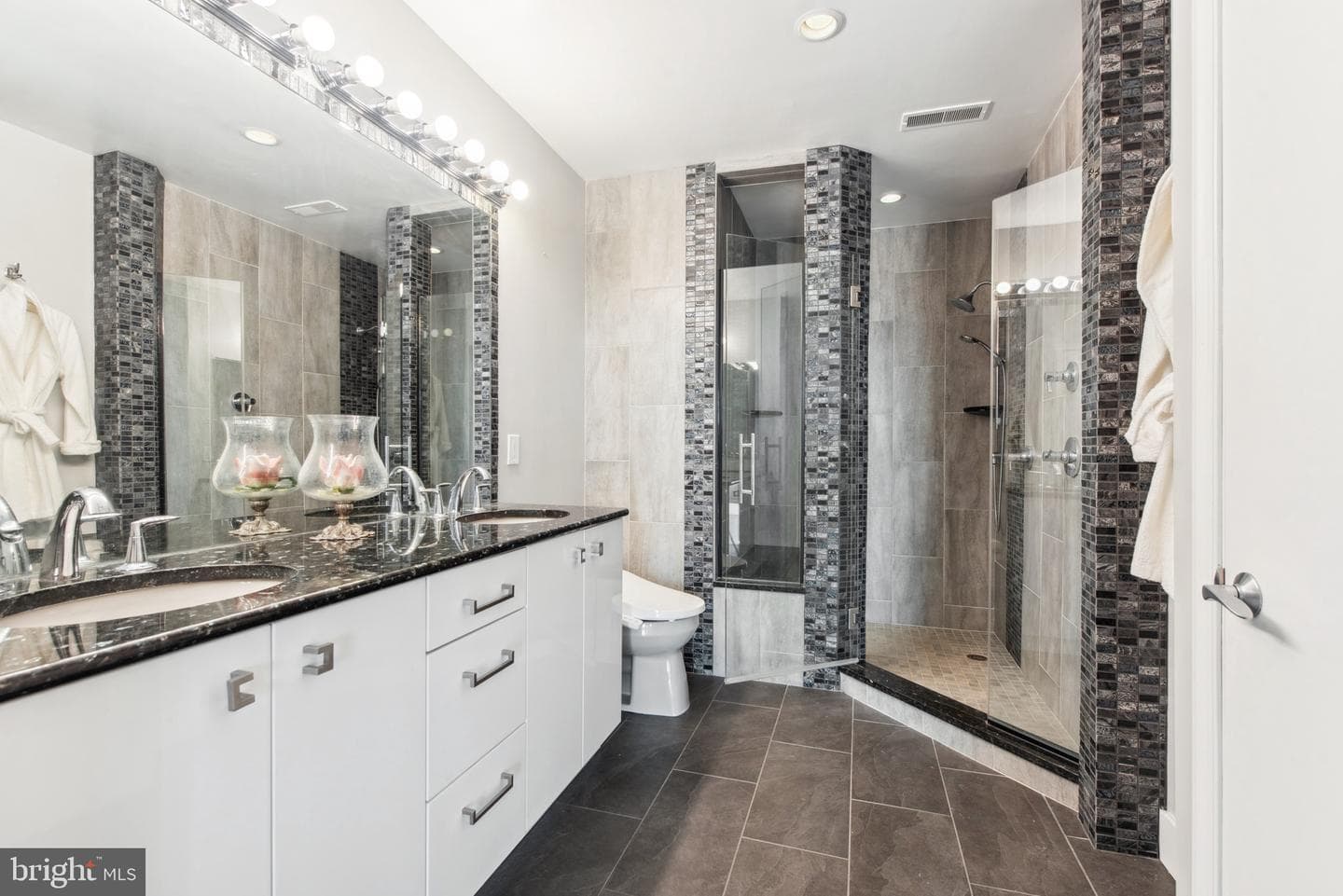 100 Harborview Drive #1710 photo 19