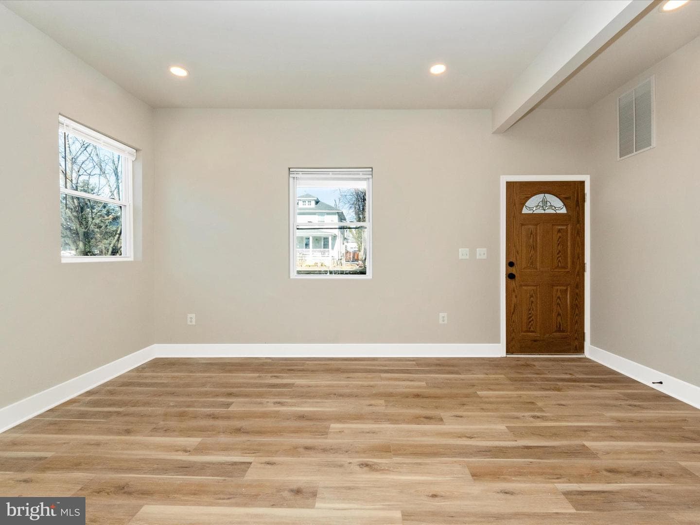 2919 Woodland Avenue photo 5
