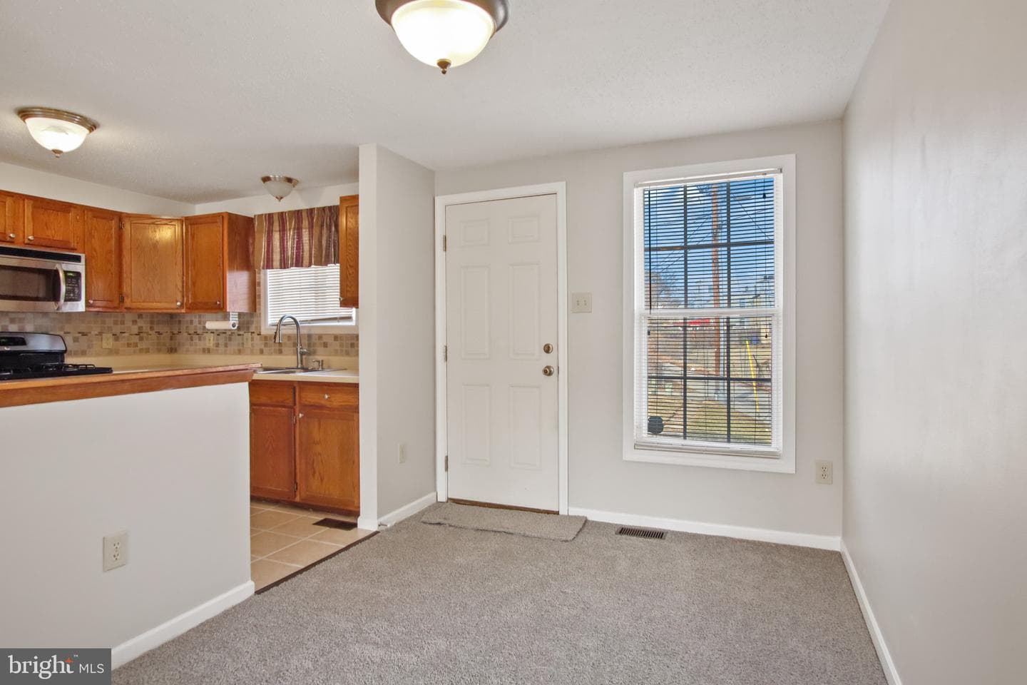 1102 Laurens Street photo 13