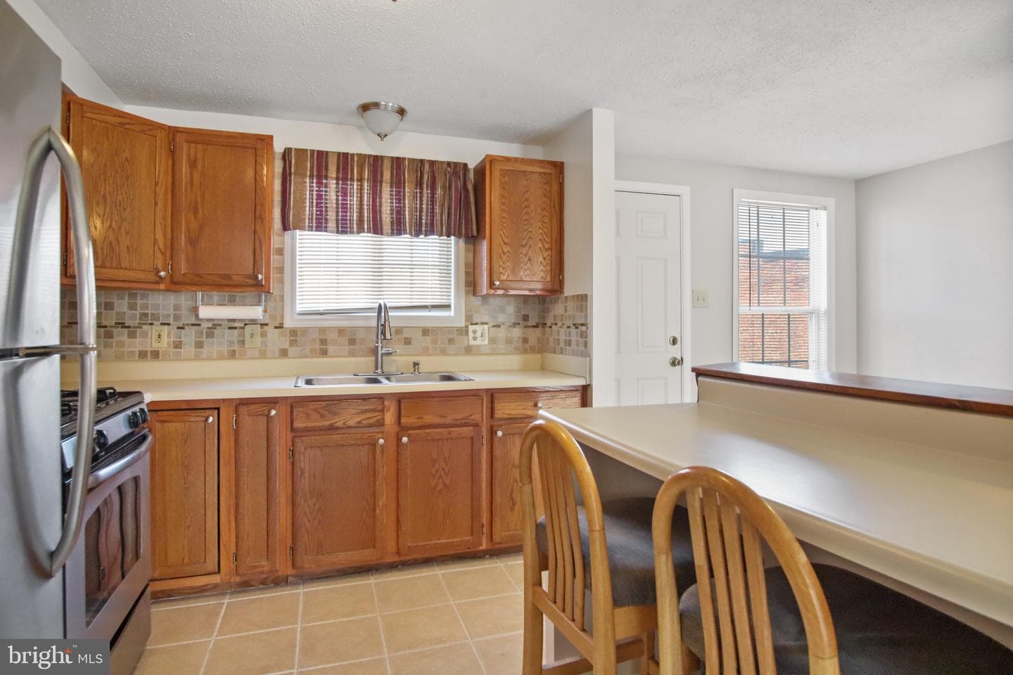 1102 Laurens Street photo 18