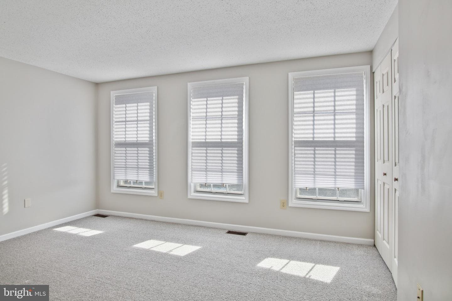 1102 Laurens Street photo 19