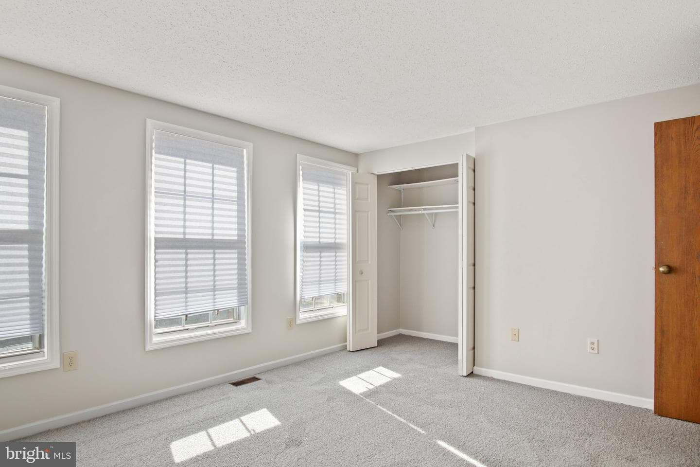 1102 Laurens Street photo 22