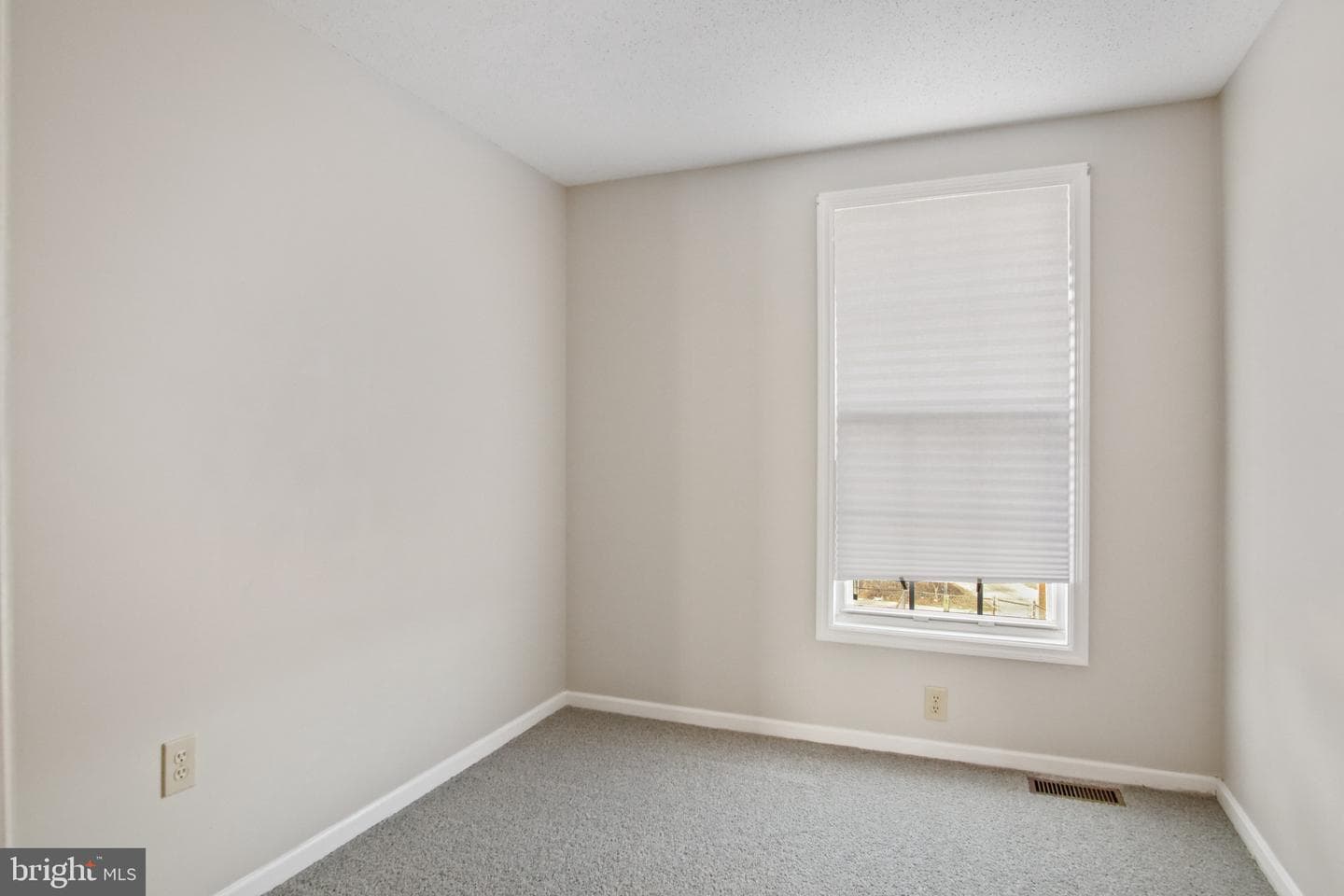 1102 Laurens Street photo 23