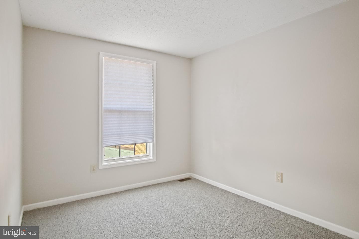 1102 Laurens Street photo 24