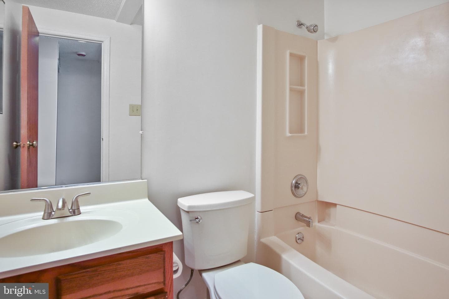1102 Laurens Street photo 28