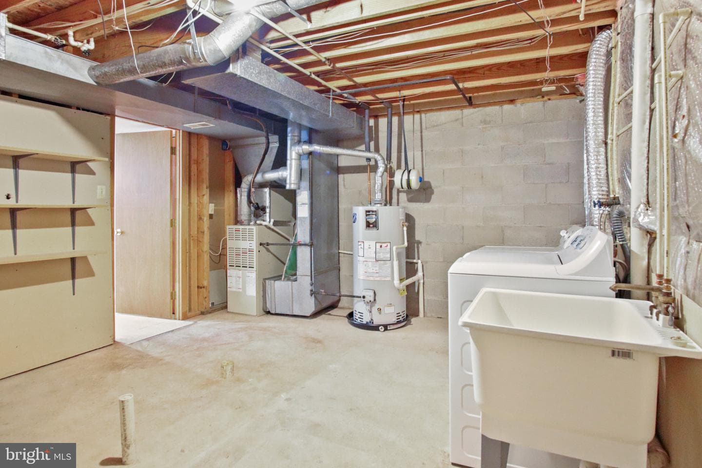 1102 Laurens Street photo 35