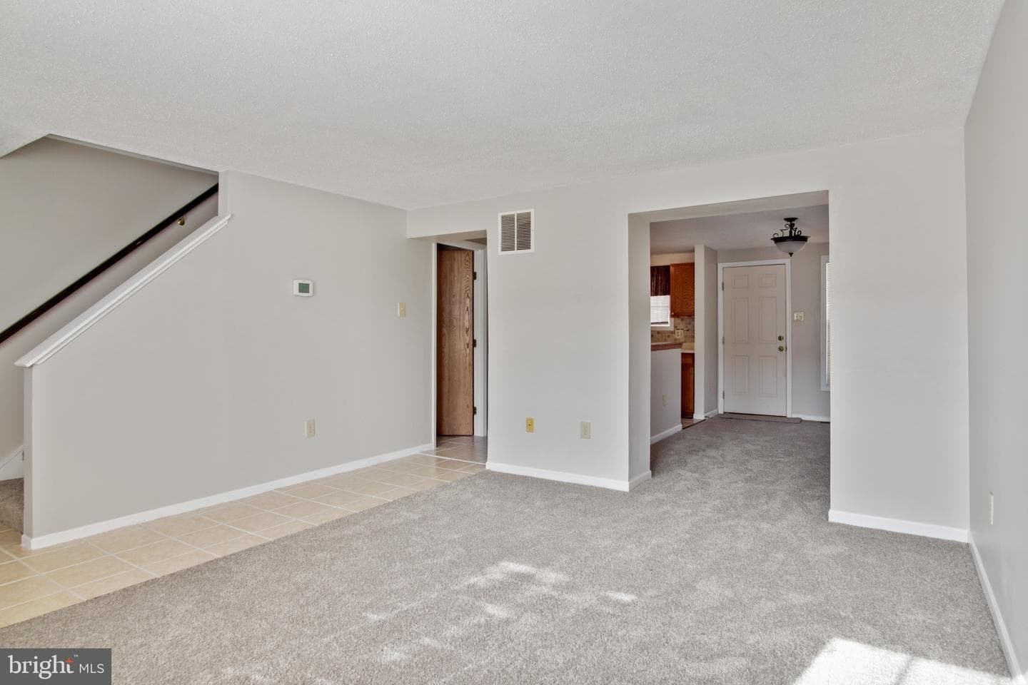 1102 Laurens Street photo 6