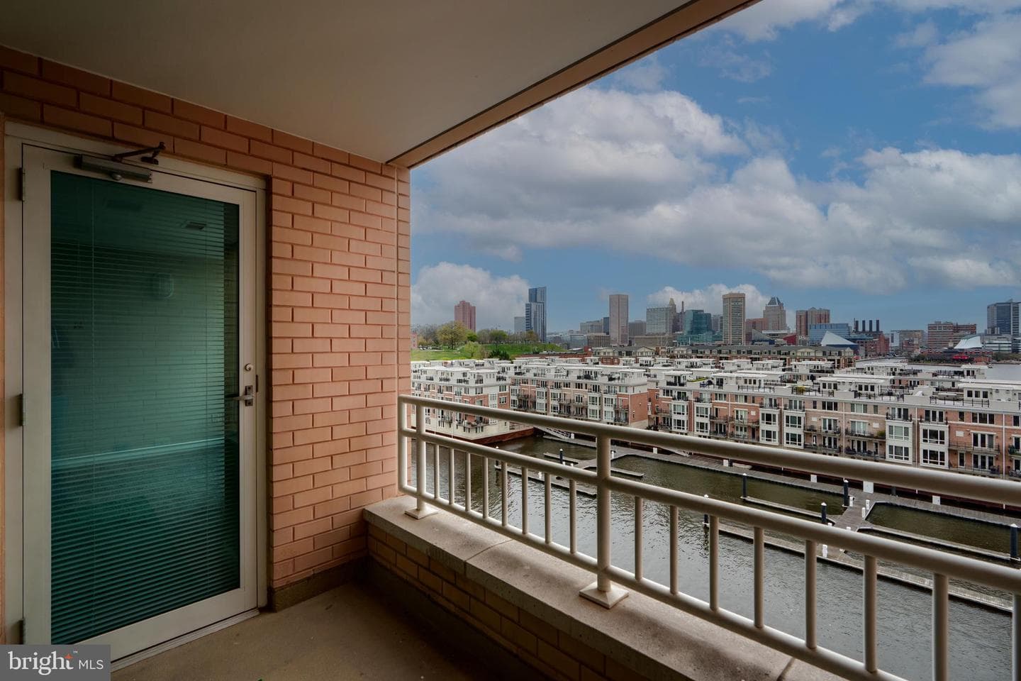 100 Harborview Drive #705 photo 17