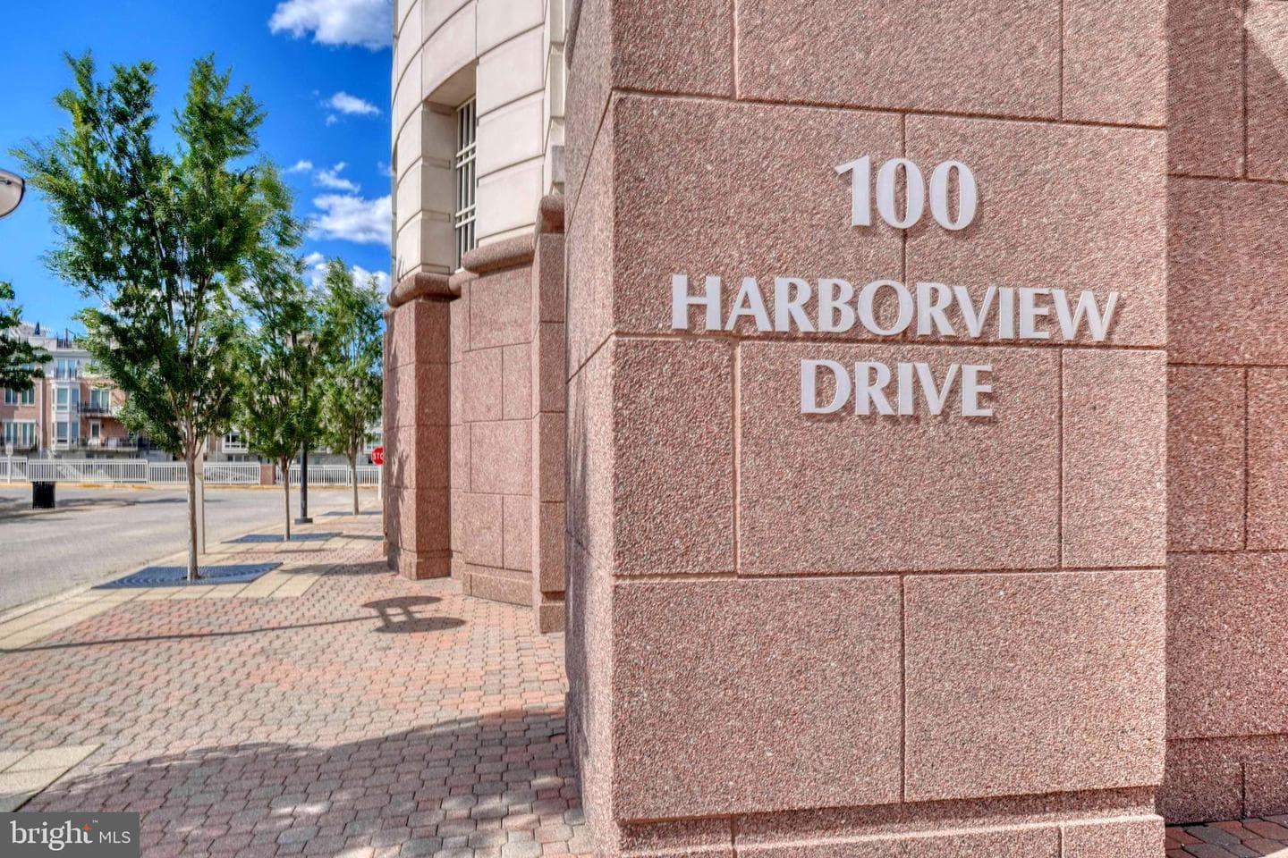 100 Harborview Drive #705 photo 4
