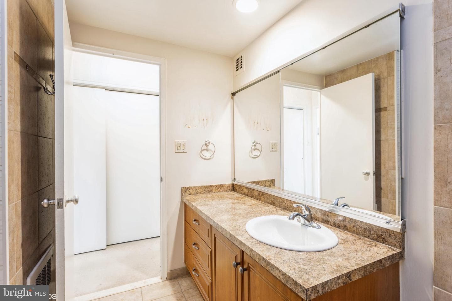 7121 Park Heights Avenue #208 photo 30