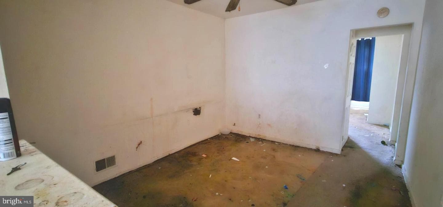 452 Pitman Place photo 3