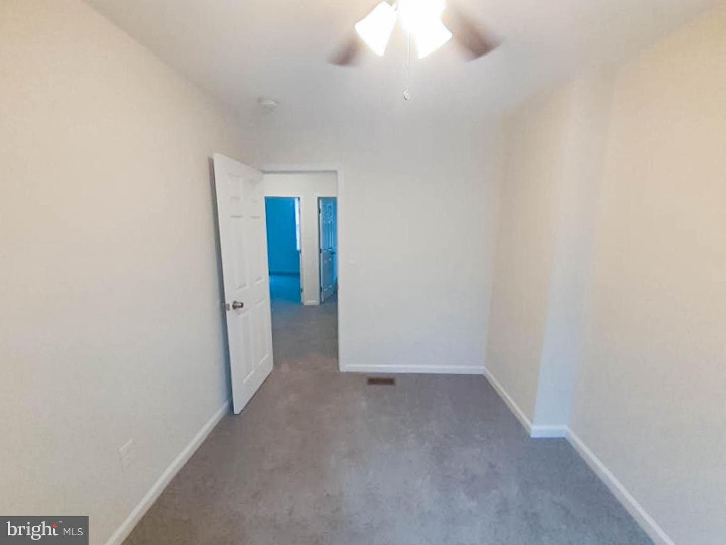 304 Lyndhurst Street photo 18