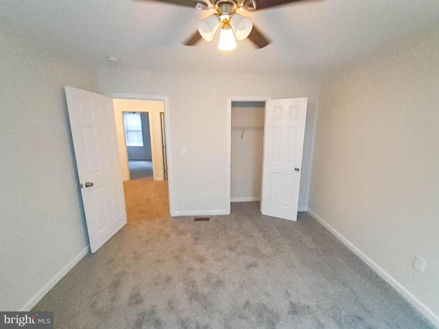 304 Lyndhurst Street photo 23