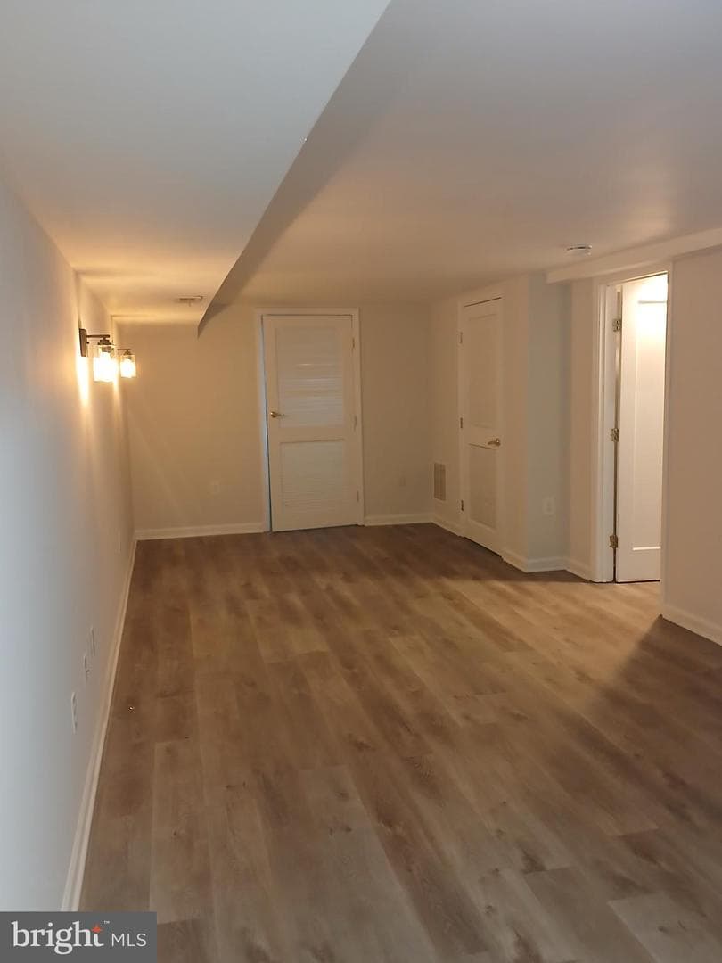 1523 N Bond Street photo 21