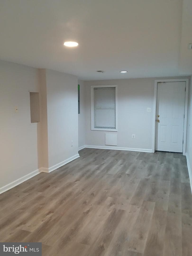 1523 N Bond Street photo 30