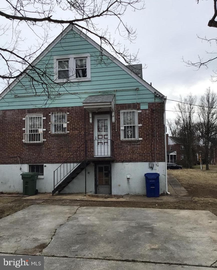 3814 Cedardale Road photo 22