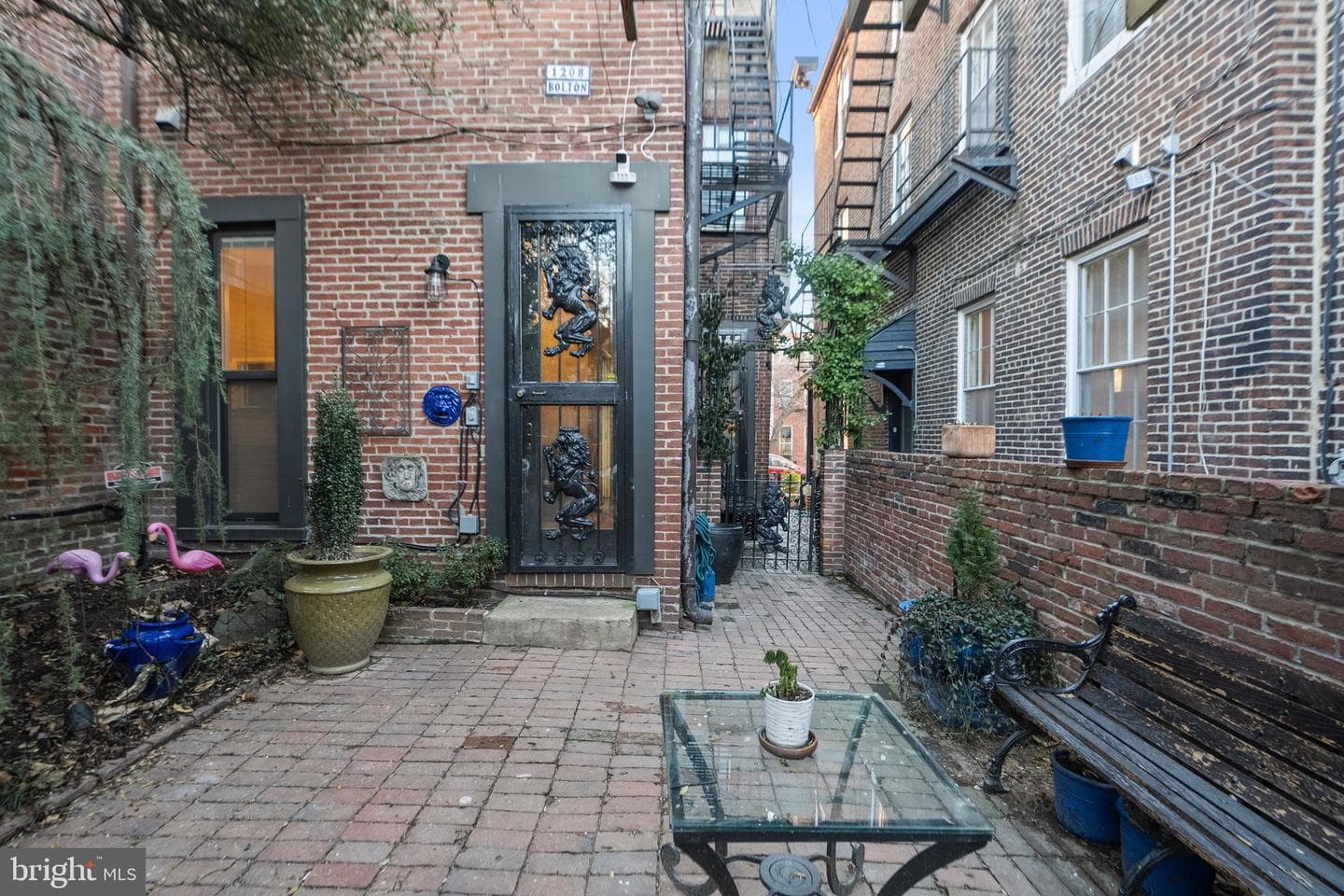 1208 Bolton Street photo 29