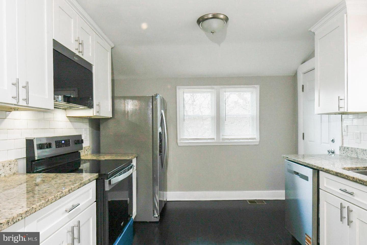 3620 Mary Avenue photo 12