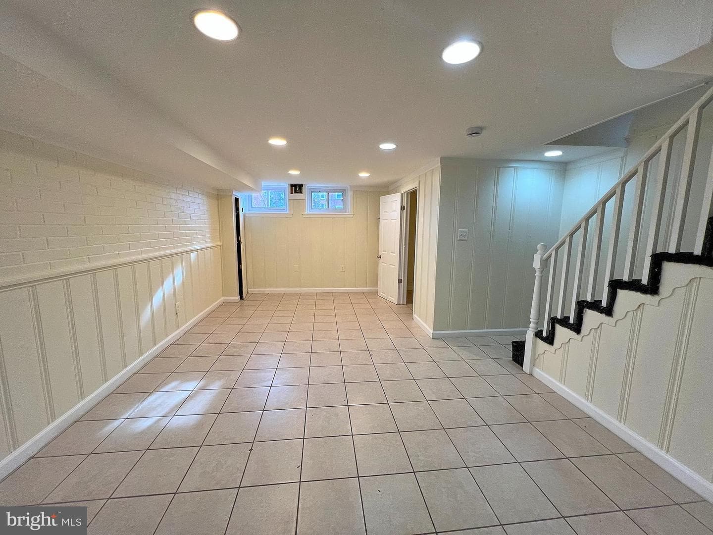 4604 Chatford Avenue photo 9