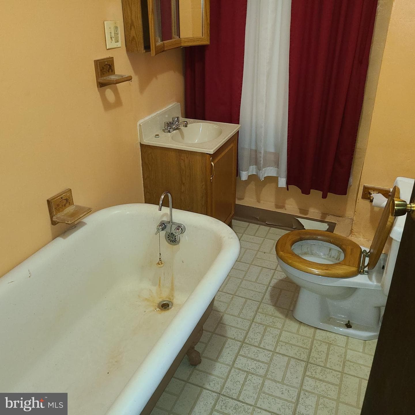 454 N Robinson Street photo 12
