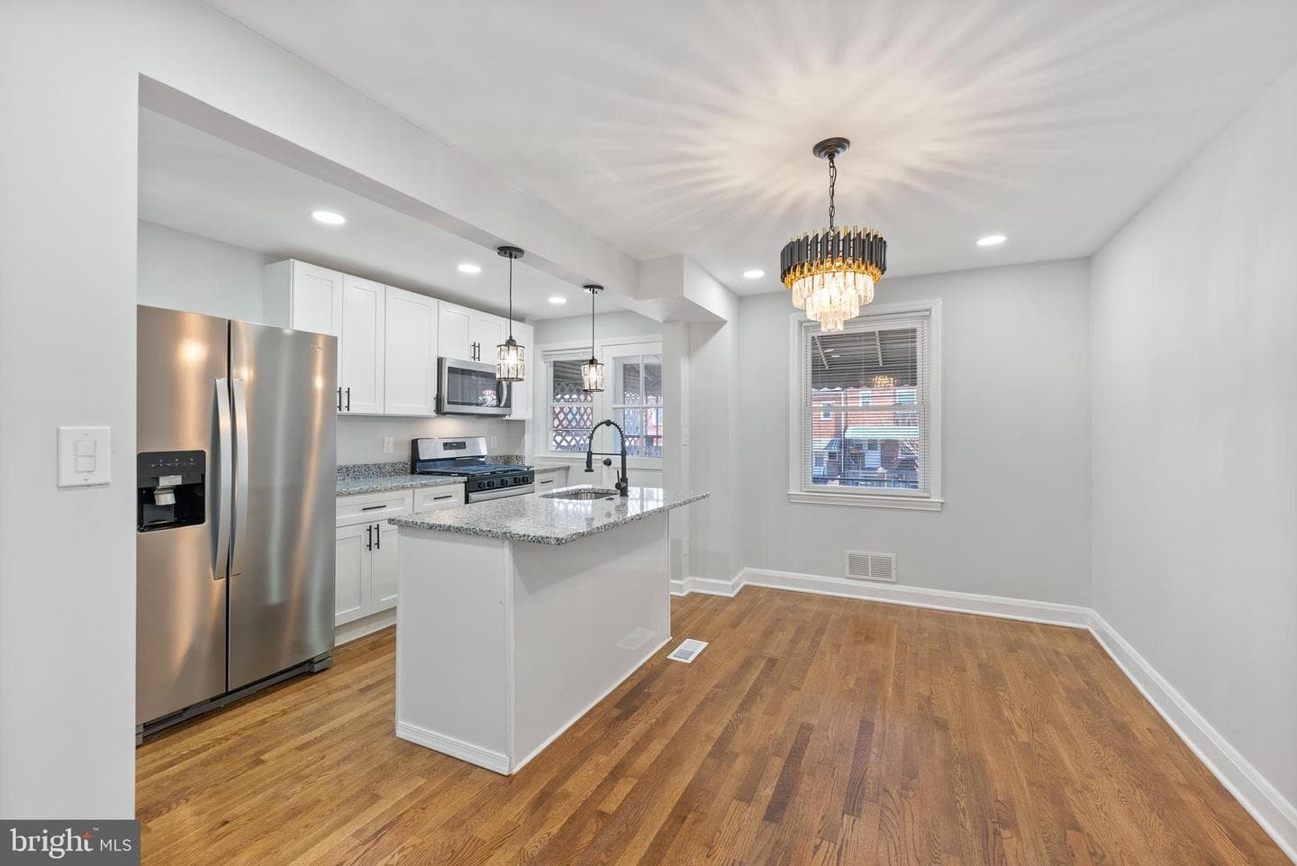 4120 Gladden Avenue photo 3