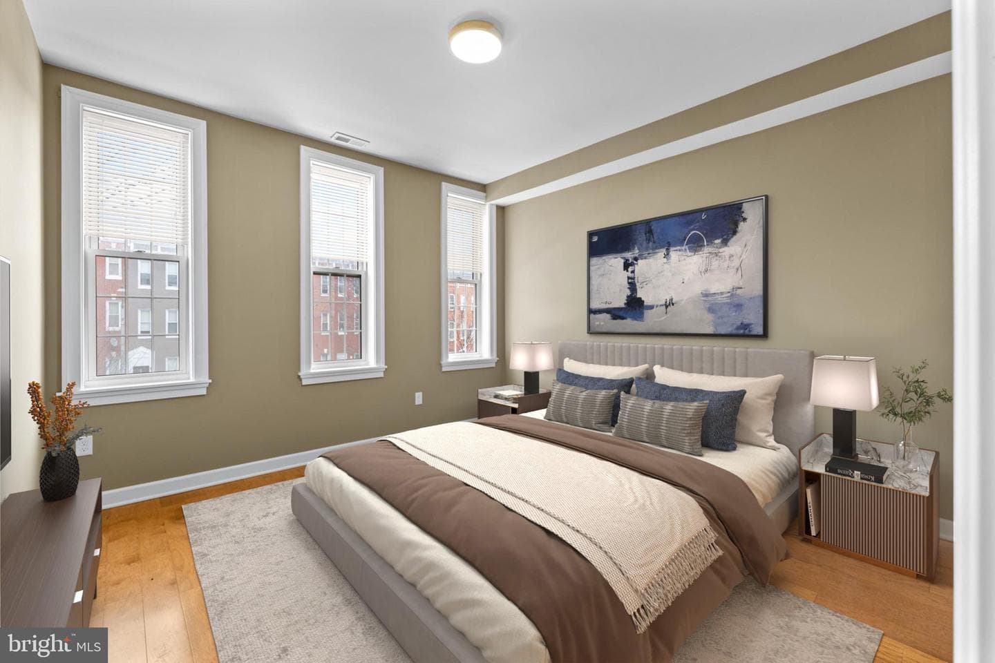 1024 N Fulton Avenue photo 24