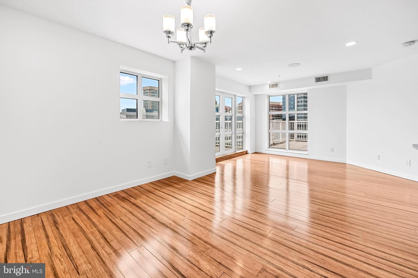 250 President Street #613 photo 7