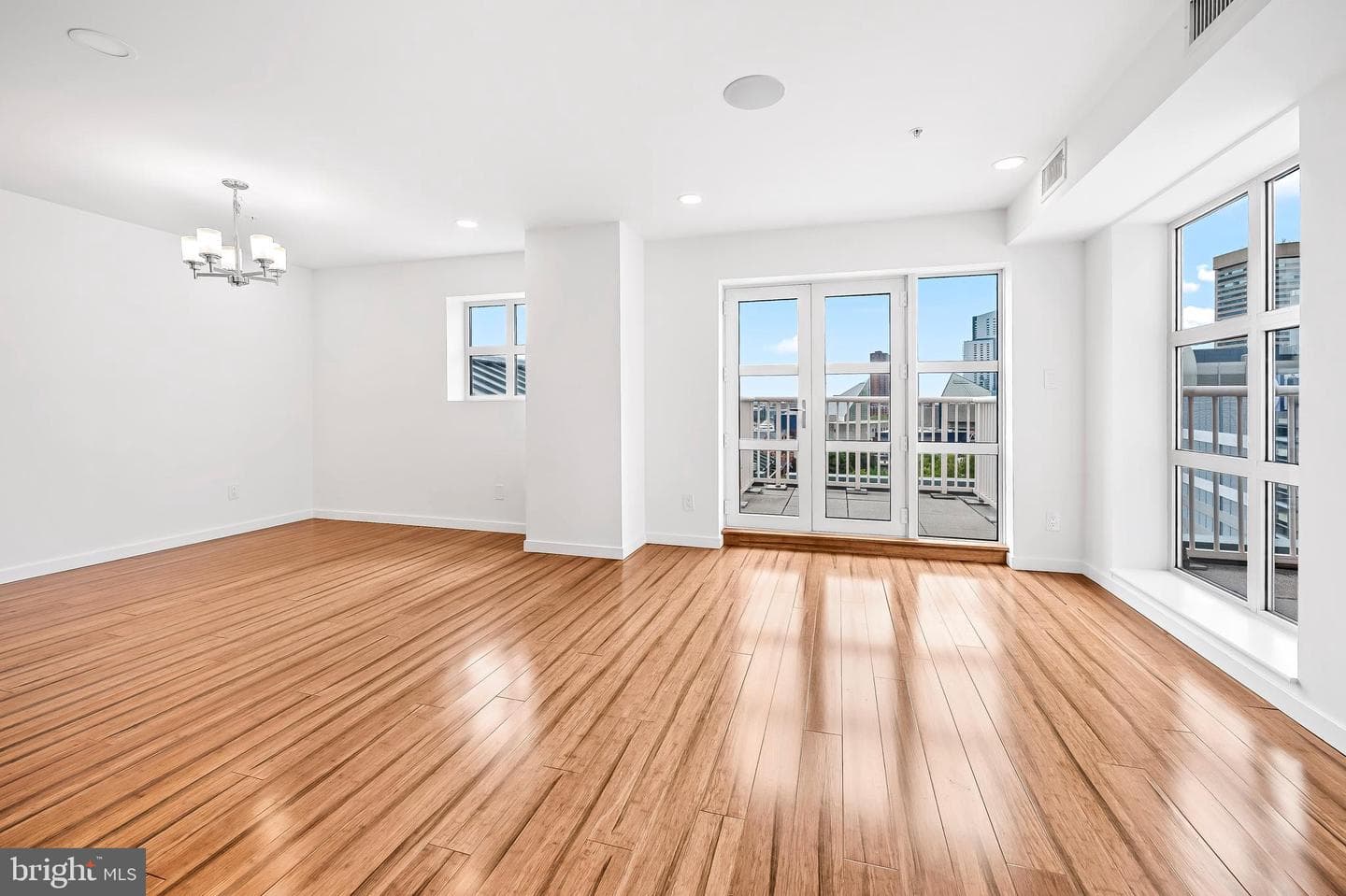 250 President Street #613 photo 8