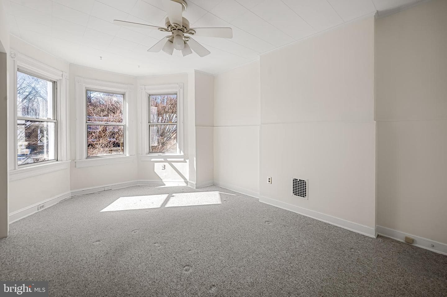 3619 Malden Avenue photo 20