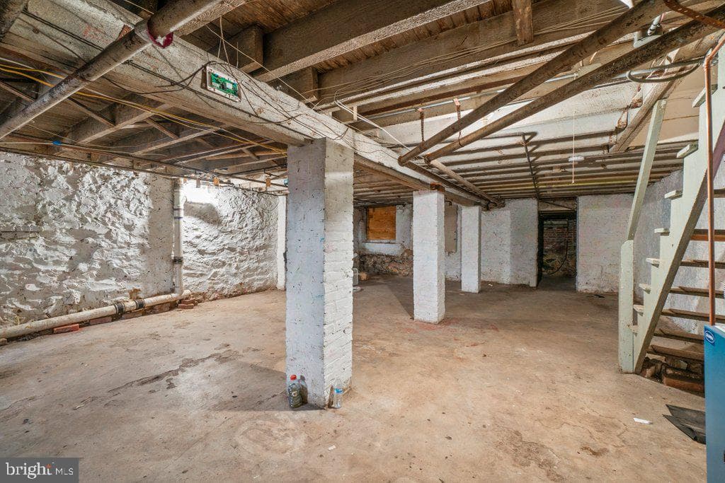3215 Guilford Avenue photo 21