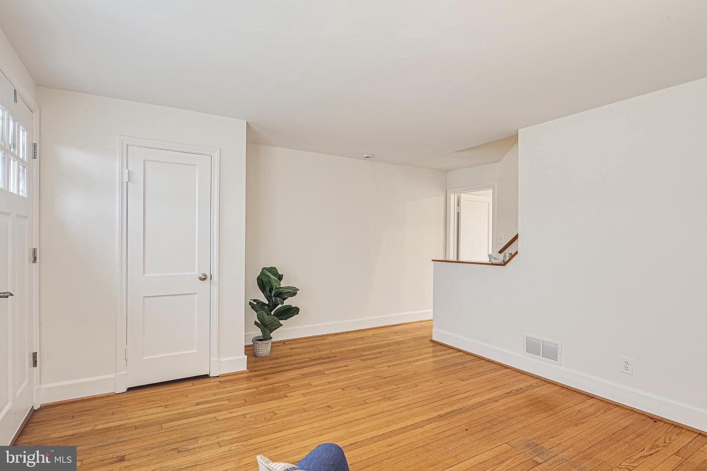 733 Bethnal Road photo 5