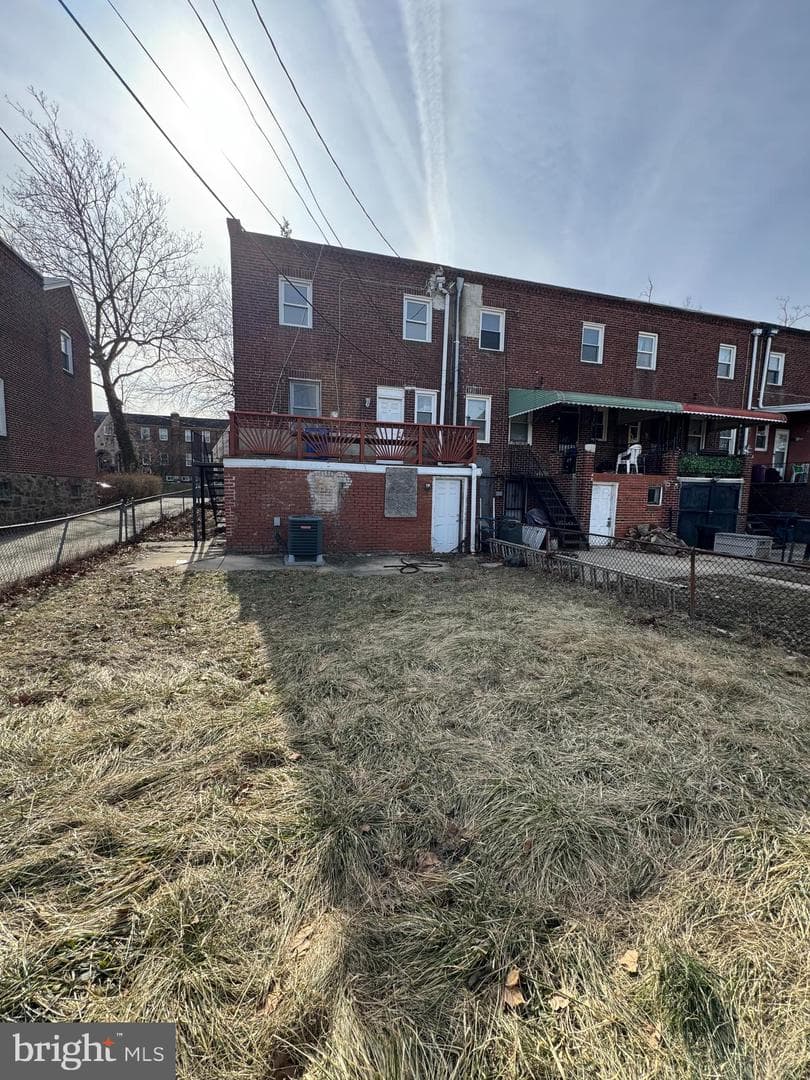 3730 Columbus Drive photo 4