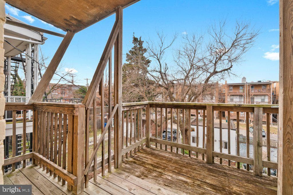 3038 Guilford Avenue photo 10