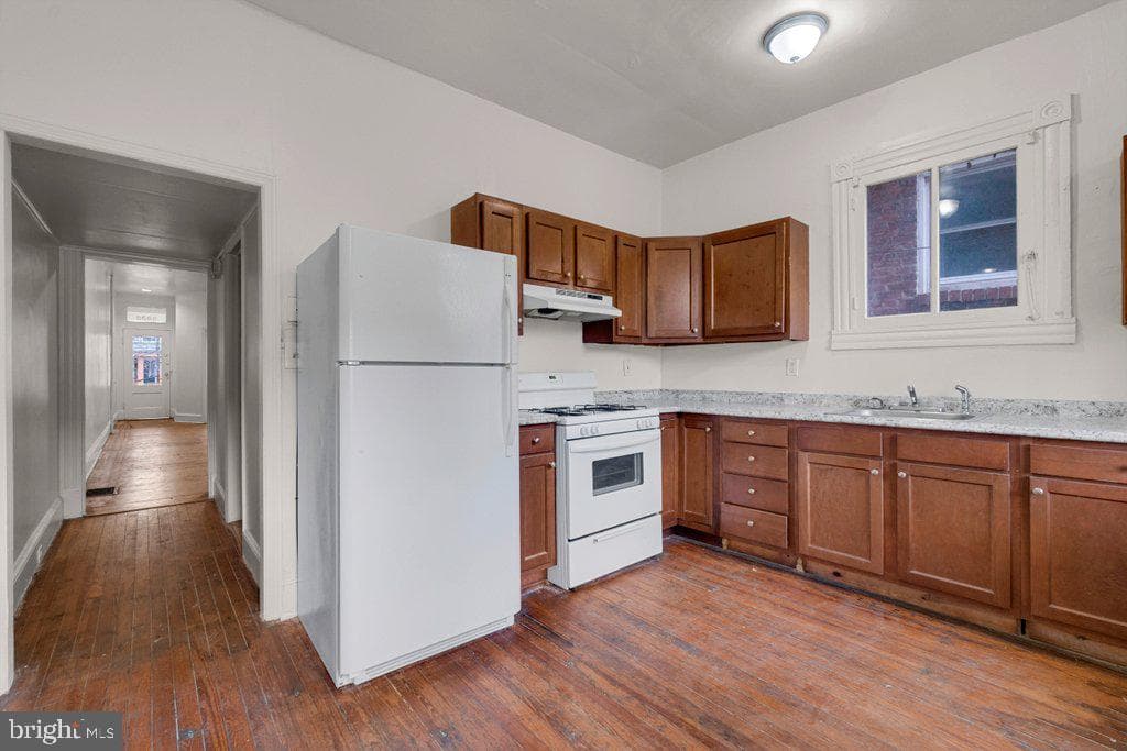 3038 Guilford Avenue photo 6