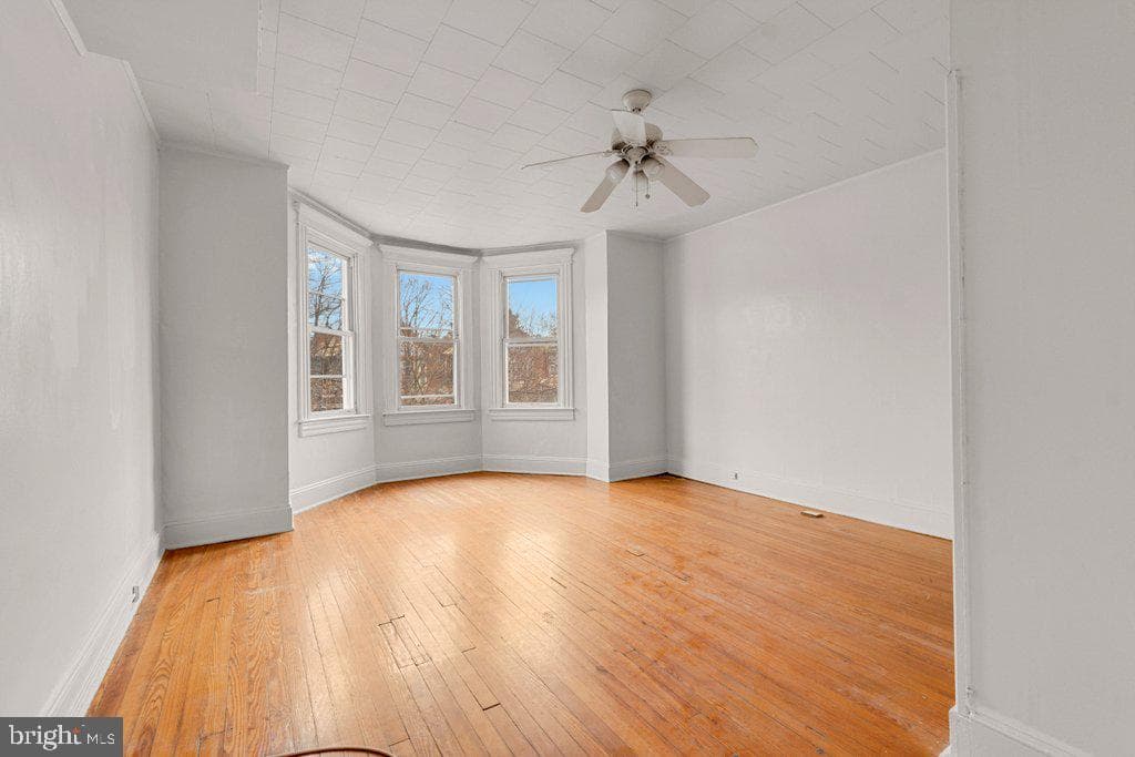 3038 Guilford Avenue photo 7