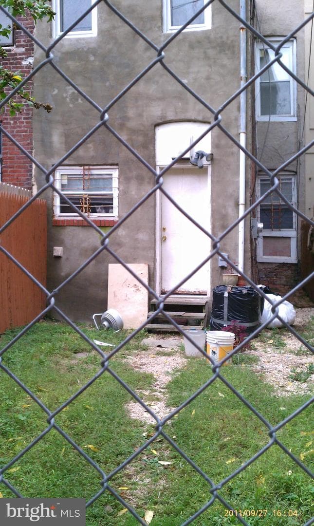 1112 Guilford Avenue photo 19