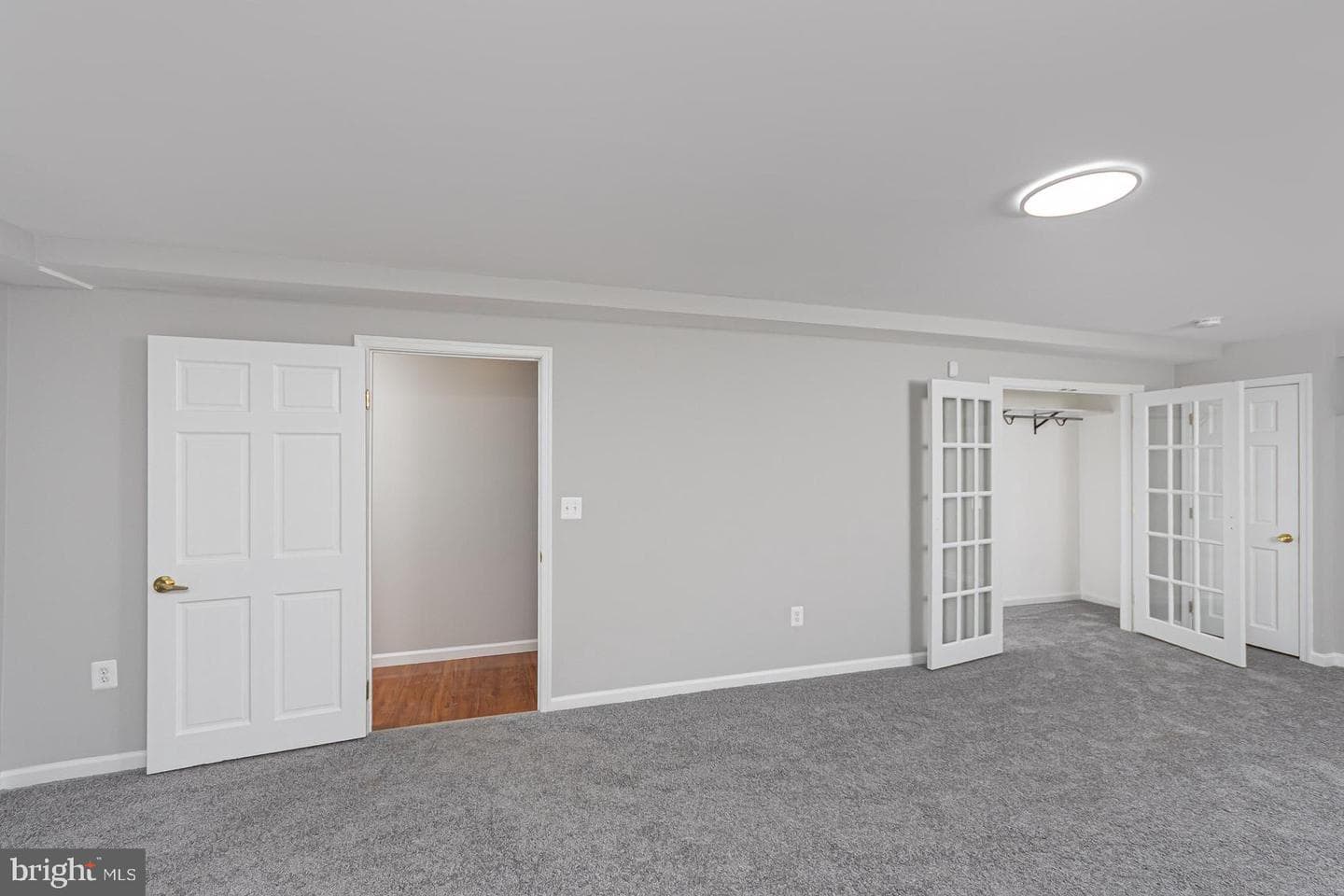 1322 W Lombard Street photo 20